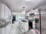 555 Everett Street - Photo 7