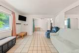 1070 Elm Place - Photo 4