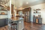 585 Twin Pines Avenue - Photo 9