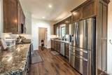 585 Twin Pines Avenue - Photo 10