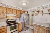 9018 77th Place - Photo 10