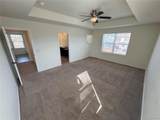 914 Peach Leaf Lane - Photo 15