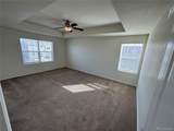 914 Peach Leaf Lane - Photo 16