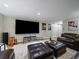 2490 Holly Place - Photo 44