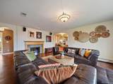 2490 Holly Place - Photo 9
