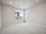 6153 Ceylon Street - Photo 14