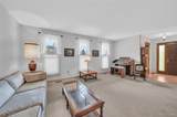 4 Douglas Drive - Photo 5