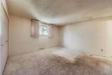 11902 Maple Avenue - Photo 10