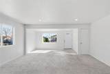 4385 Dakota Avenue - Photo 2