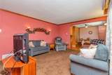 1380 Rowena Street - Photo 3