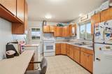 832 Fox Hill Court - Photo 5