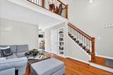 836 Summer Drive - Photo 3