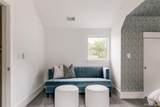 745 York Street - Photo 32