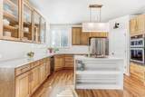 1043 Wyndemere Circle - Photo 16