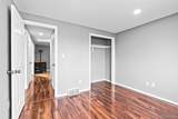 316 Perry Street - Photo 18