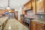 1860 Manor Lane - Photo 31