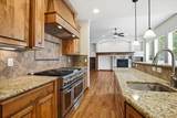 1860 Manor Lane - Photo 34