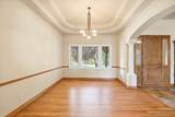 1860 Manor Lane - Photo 39