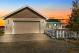 1140 Meadow Drive - Photo 2