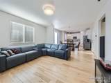 1512 Lasalle Way - Photo 4