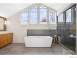 711 Hawthorn Avenue - Photo 18