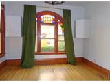 324 Oak Street - Photo 11