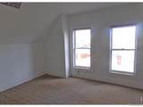 324 Oak Street - Photo 16