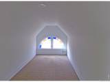 324 Oak Street - Photo 20