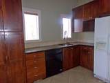 324 Oak Street - Photo 8