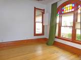 324 Oak Street - Photo 10
