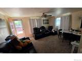 821 Deuel Street - Photo 2