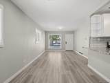 1180 Vaughn Street - Photo 3