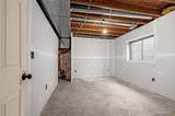 914 Daffodil Street - Photo 35