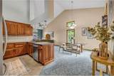 829 Buchanan Lane - Photo 6