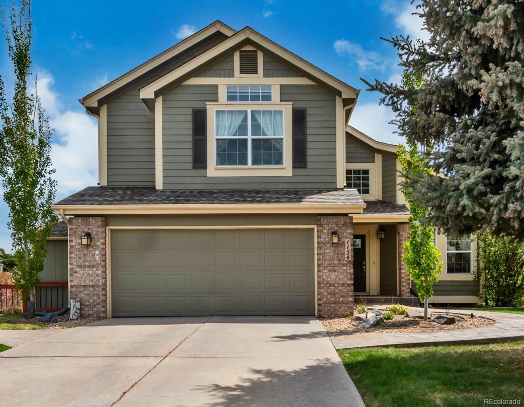 1134 Mcintosh Avenue - Photo 1