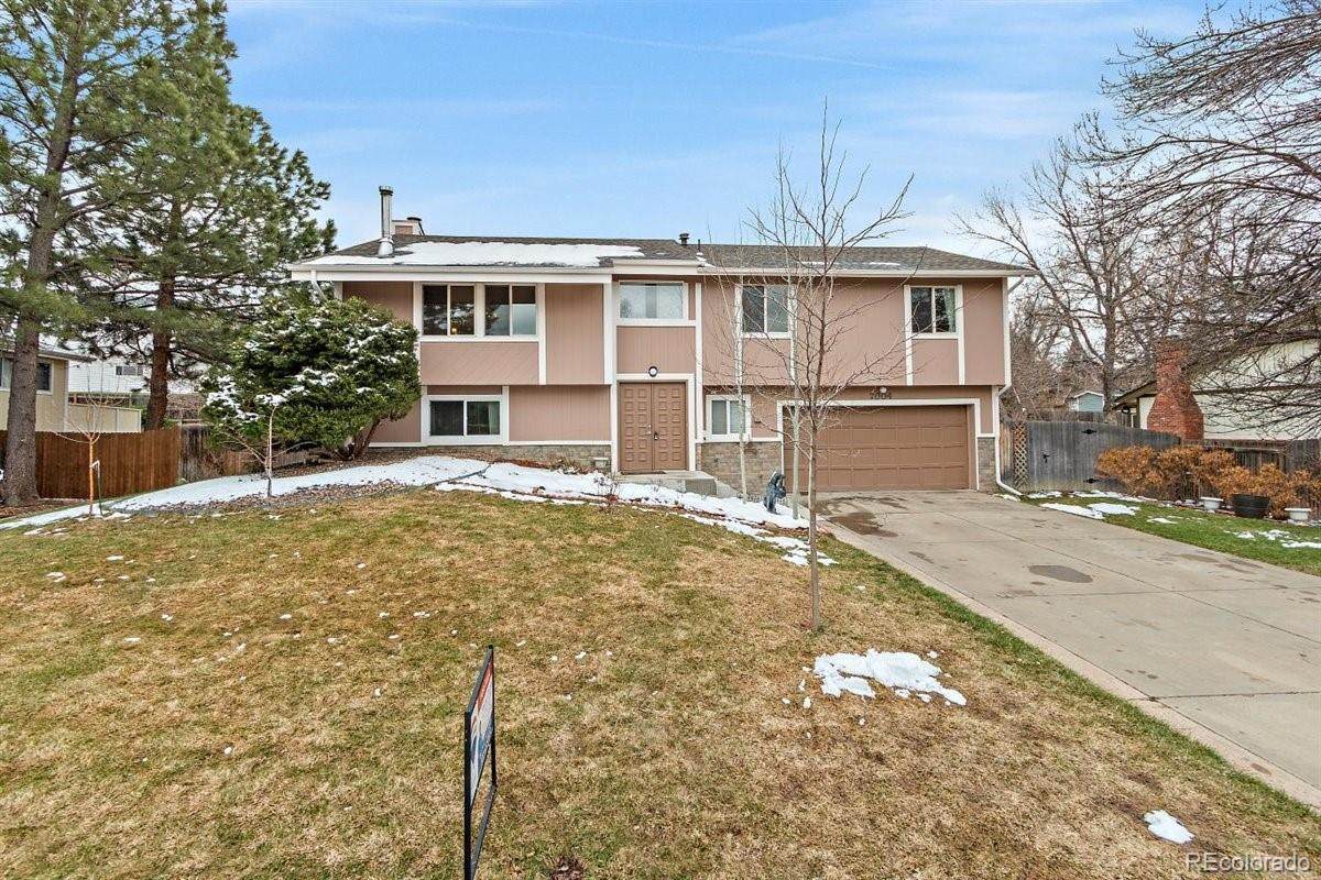 7004 Maplewood Place - Photo 1