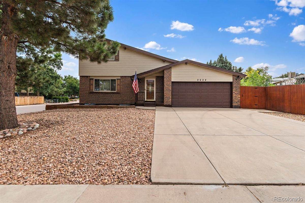 9624 Caley Avenue - Photo 1