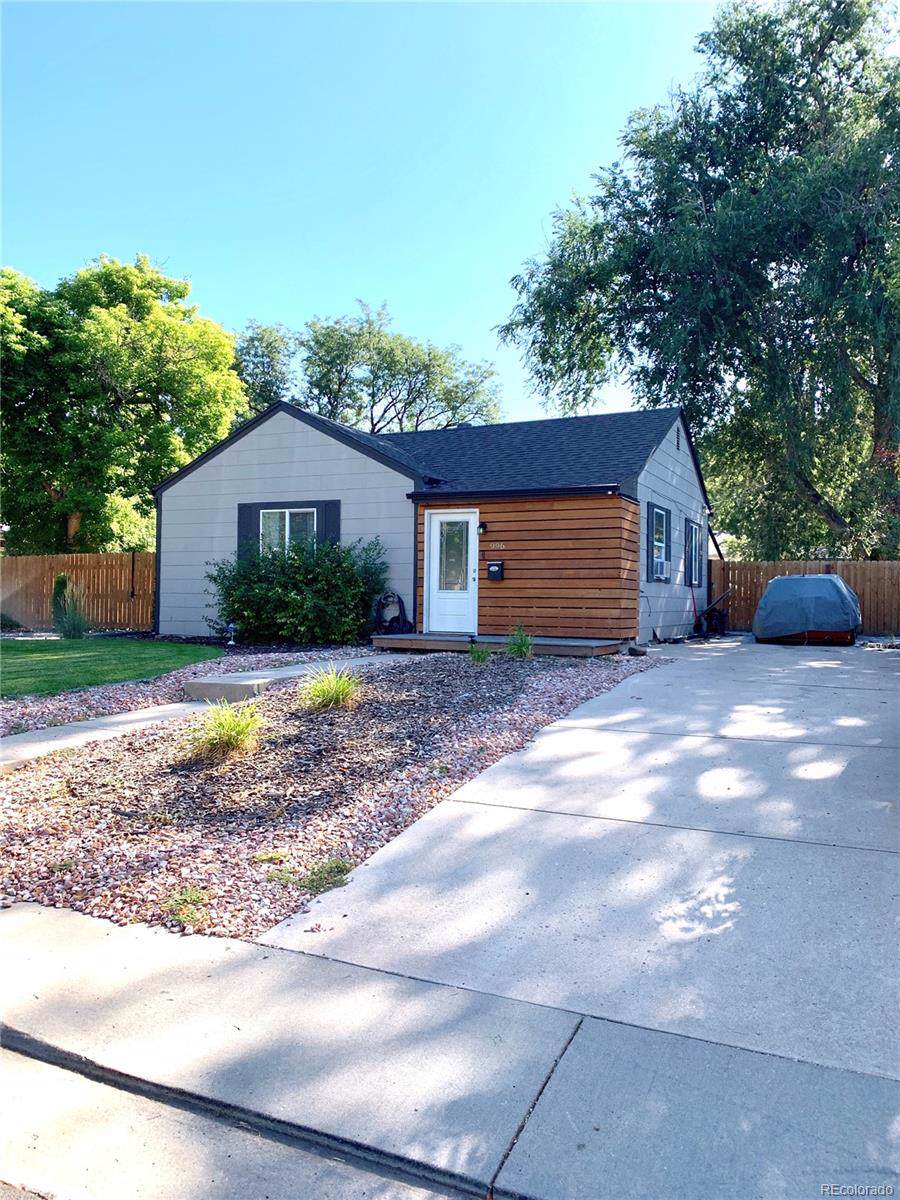 996 Lansing Street - Photo 1
