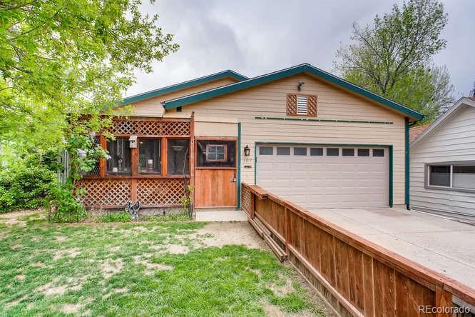109 Oak Street - Photo 1