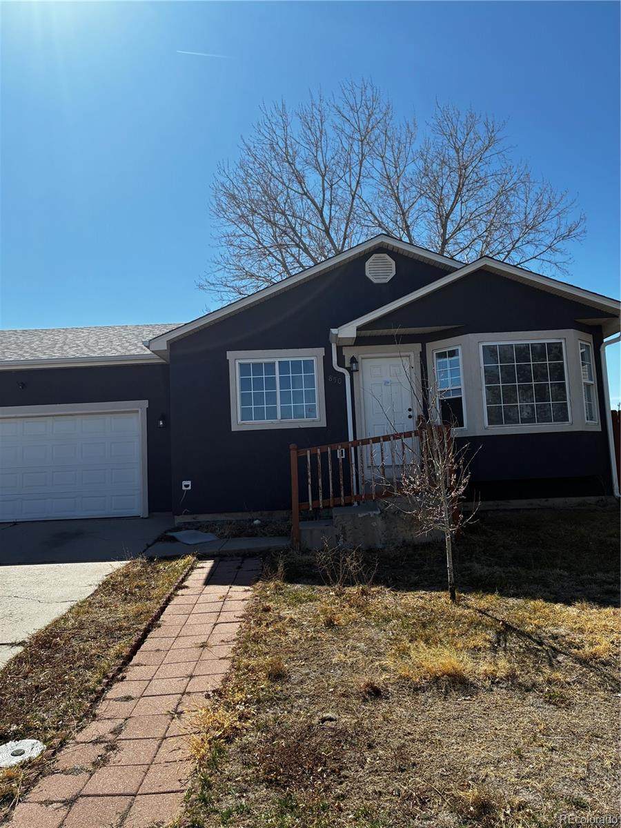 850 21st Street - Photo 1