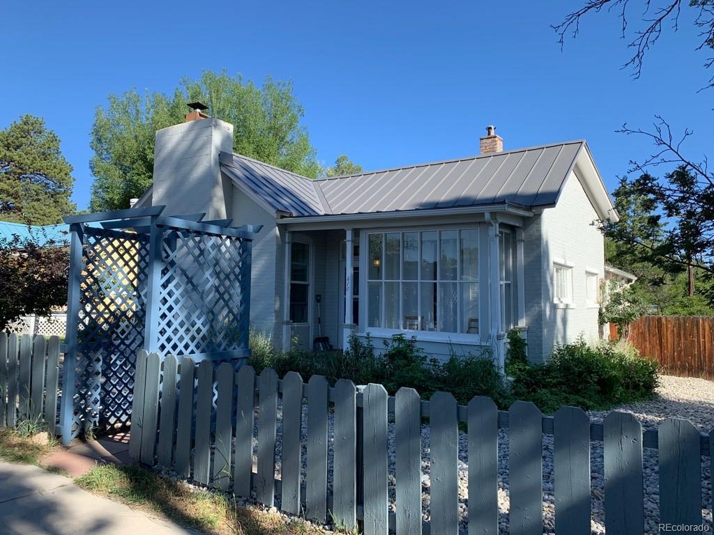 410 Main Street - Photo 1