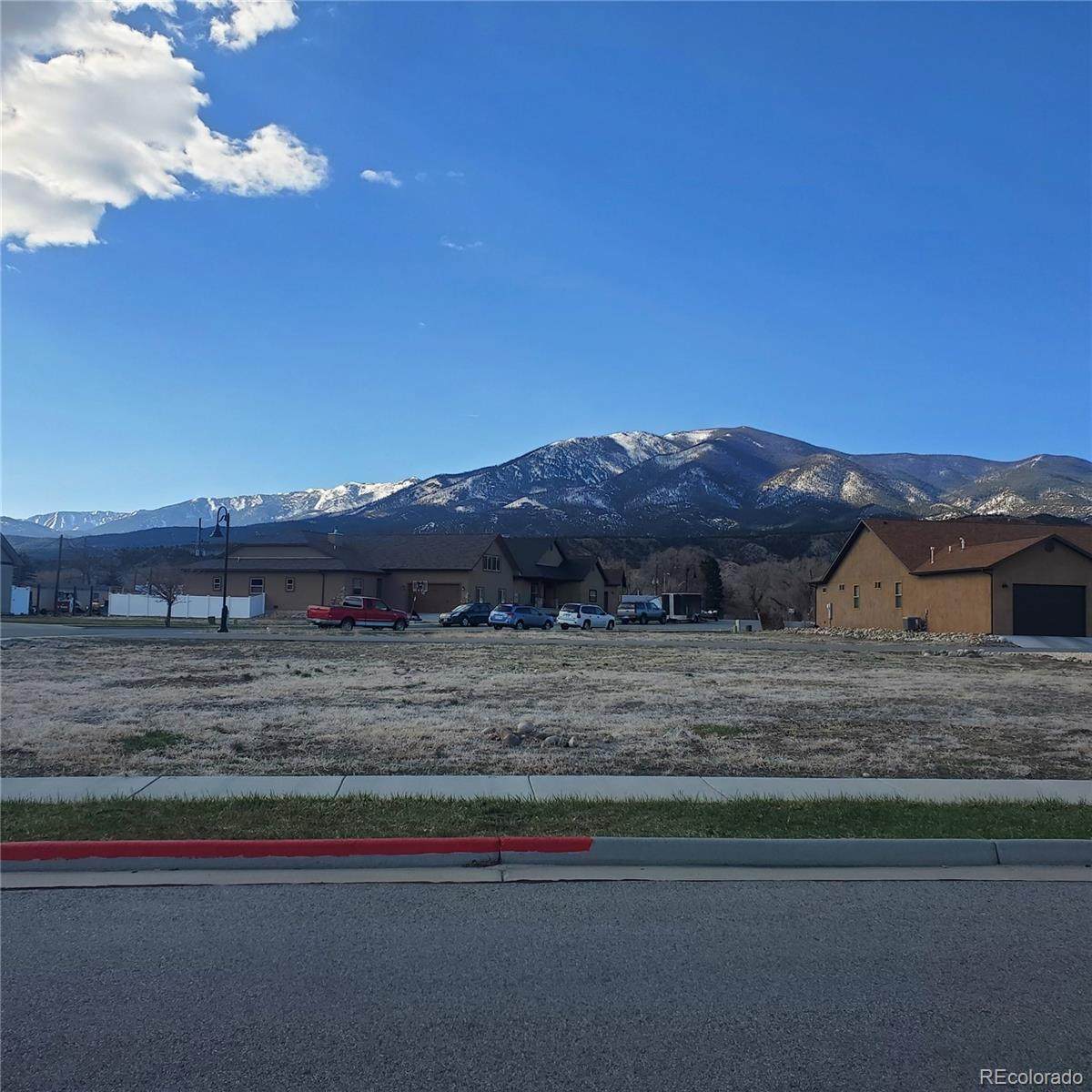 144 Starbuck Circle - Photo 1