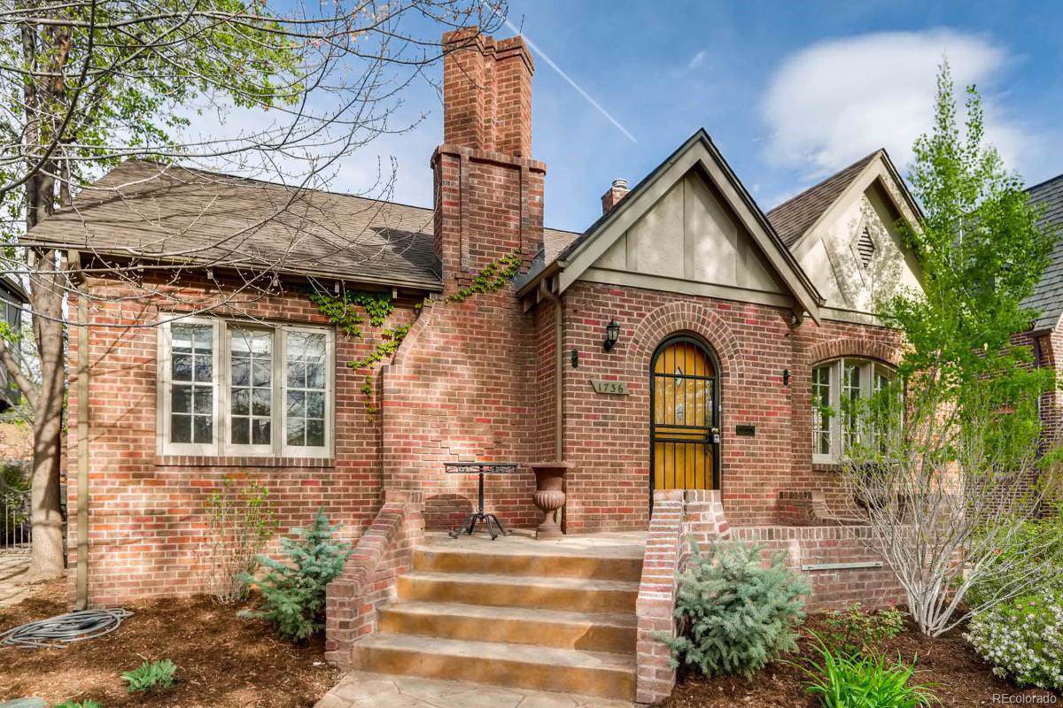 1736 Locust Street - Photo 1