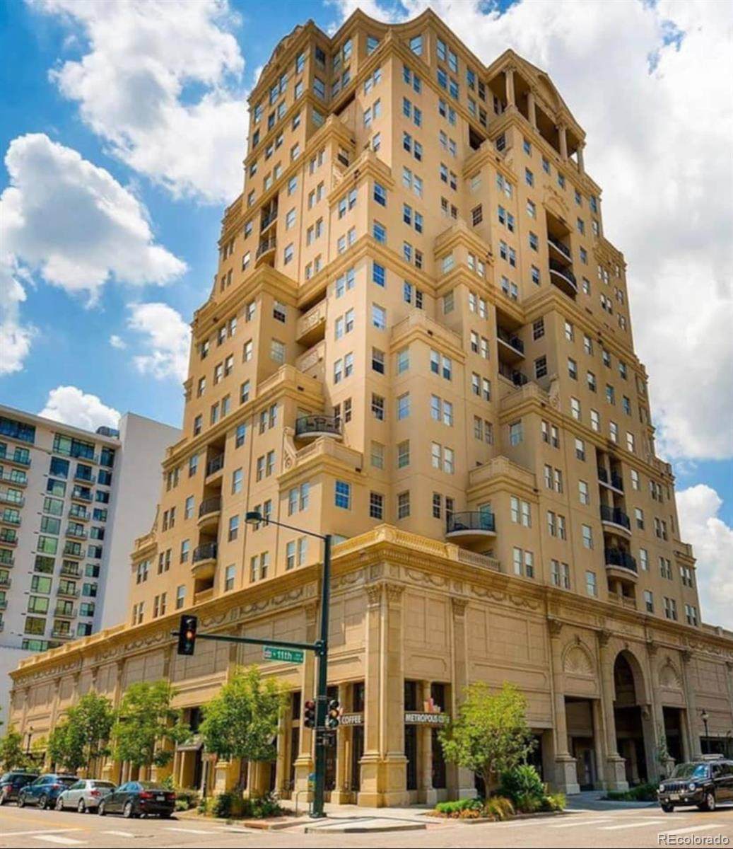 300 11th Avenue - Photo 1