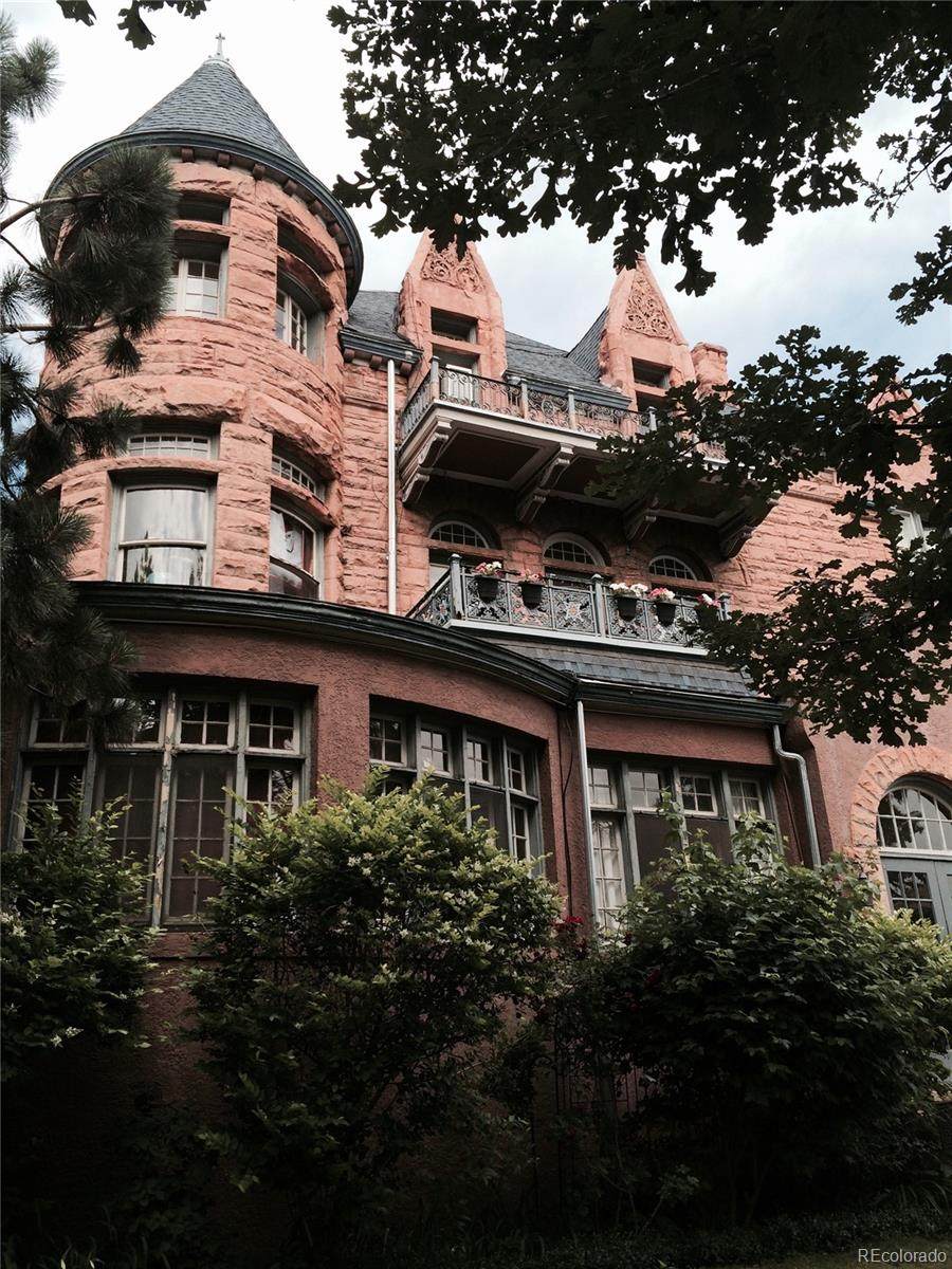 1421 Pennsylvania Street - Photo 1