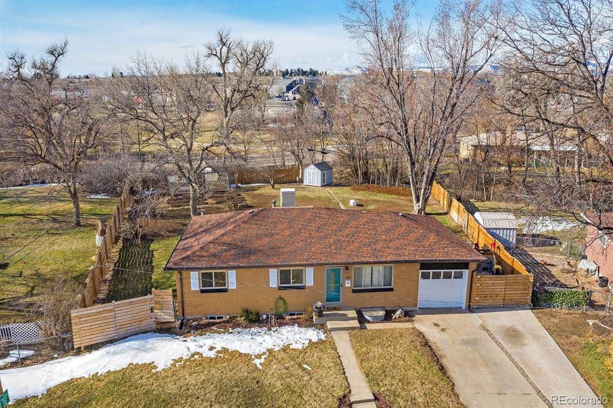 6009 Iris Way - Photo 1