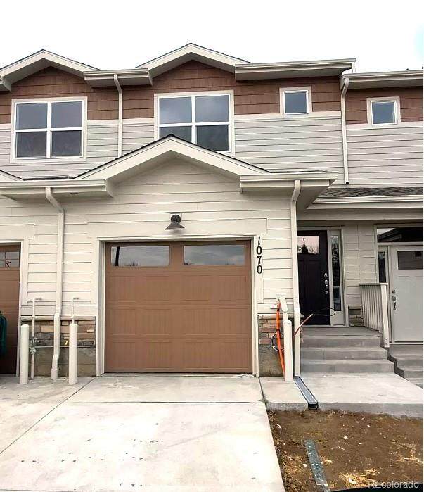 1070 Oak Circle - Photo 1