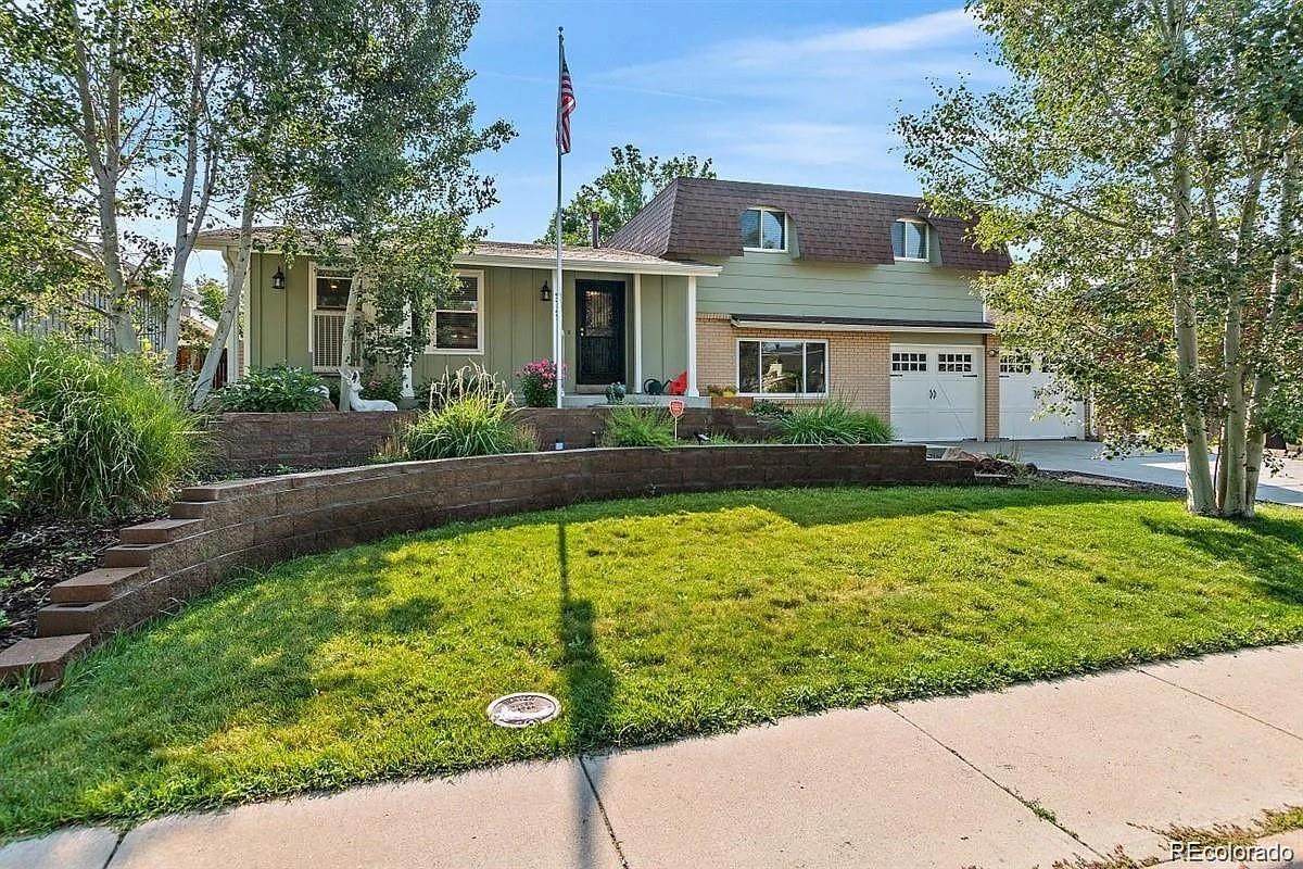 9525 Kentucky Drive - Photo 1