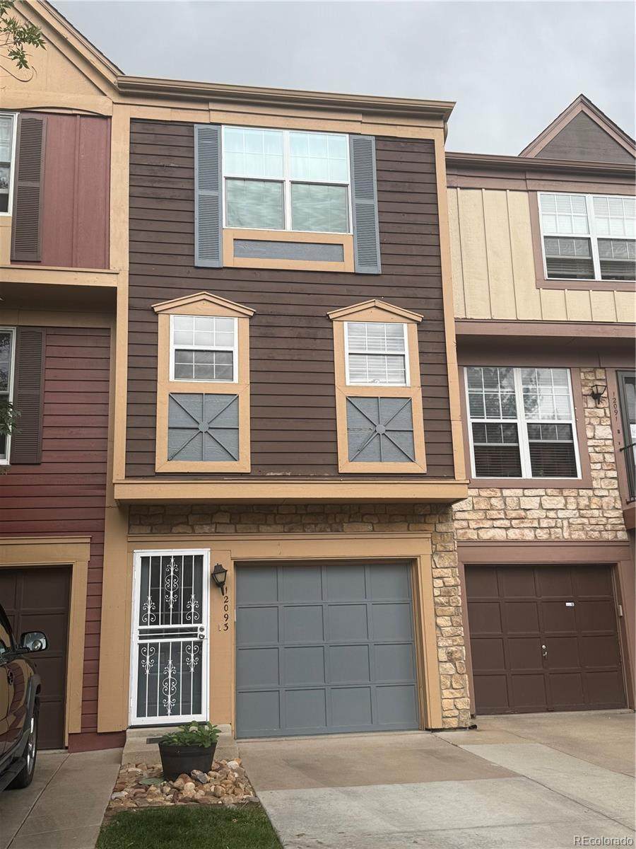 12093 Hoye Drive - Photo 1