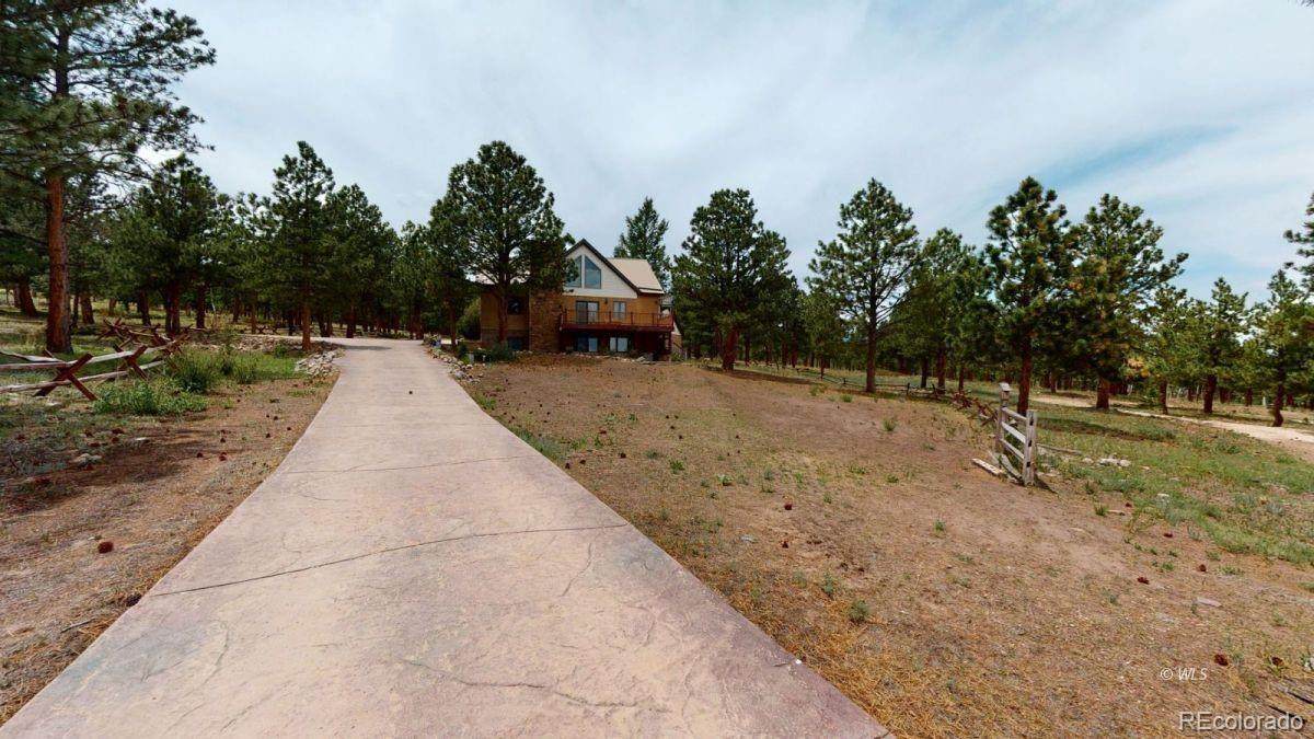 705 Shining Mountain Road - Photo 1